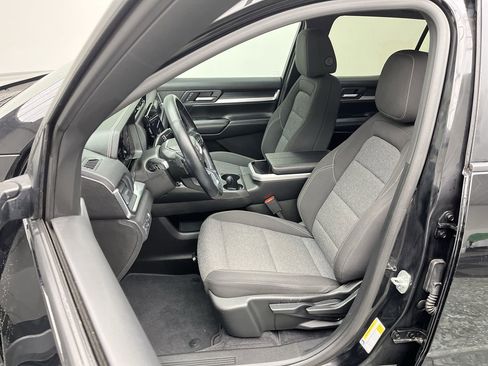 Certified 2025 GMC Terrain Elevation image 10