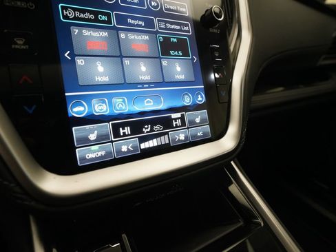 Used 2024 Subaru Outback Limited image 21