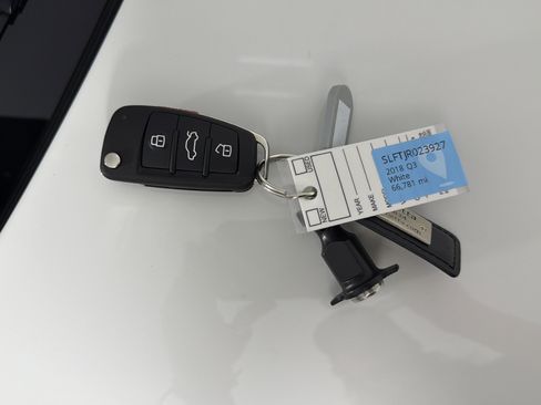 Used 2018 Audi Q3 2.0T Premium FWD image 34