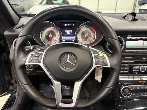 Used 2016 Mercedes-Benz SLK 300 image 14