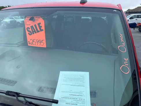 Used 2019 Chevrolet Express 3500 LS RWD image 4