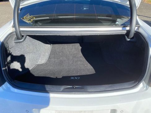 Used 2013 Chrysler 300 SRT8 w/ Leather Interior Group image 26
