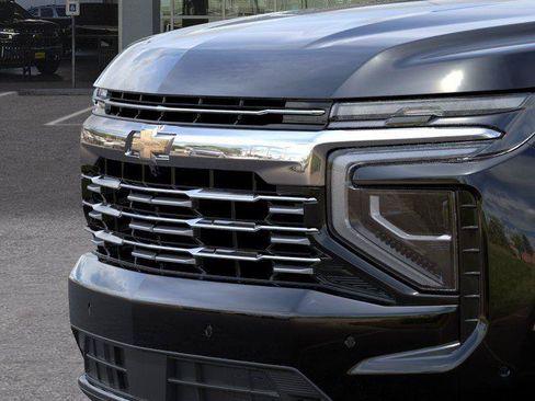 New 2026 Chevrolet Suburban Premier AWD/4WD image 13