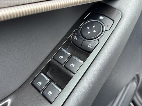 New 2025 Ford Explorer Active w/ Active Comfort Package image 31