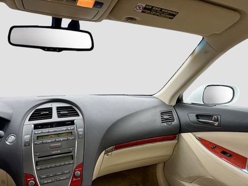 Used 2011 Lexus ES 350 image 22