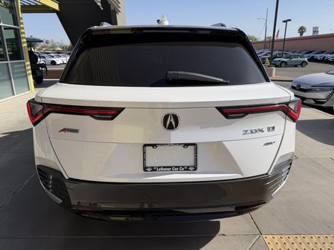 Used 2024 Acura ZDX A-Spec AWD/4WD image 13