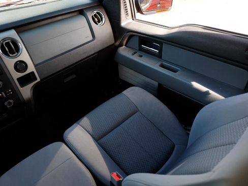 Used 2012 Ford F150 XLT w/ XLT Chrome Pkg image 22