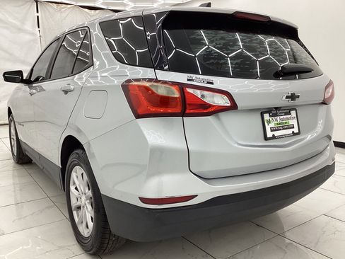 Used 2021 Chevrolet Equinox LS image 9