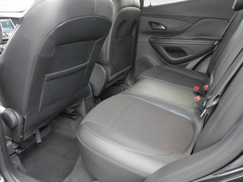 Used 2019 Buick Encore Sport Touring image 17