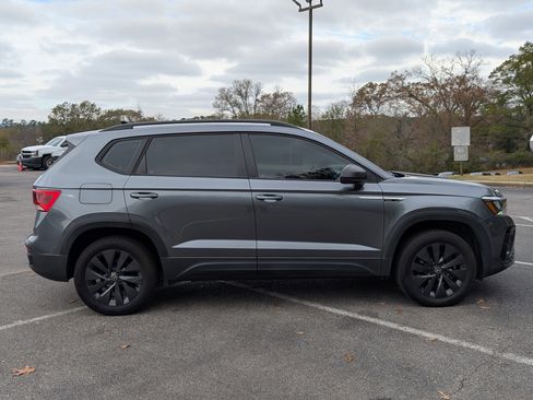 Used 2023 Volkswagen Taos S image 10