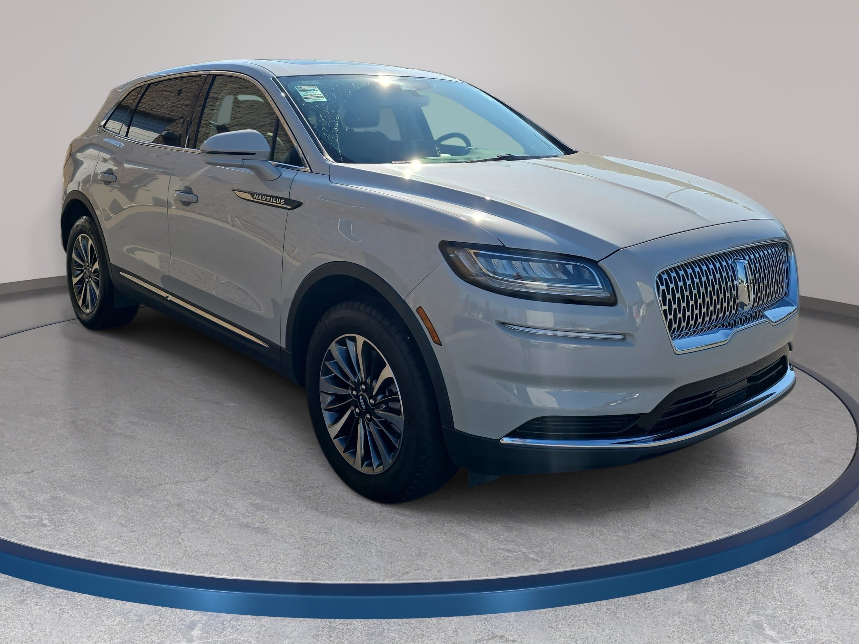 Certified 2023 Lincoln Nautilus Reserve AWD/4WD image 3