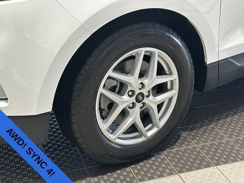 Used 2024 Ford Edge SEL w/ Cargo Accessory Package AWD/4WD image 8