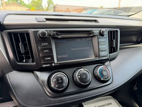 Used 2016 Toyota RAV4 LE FWD image 14