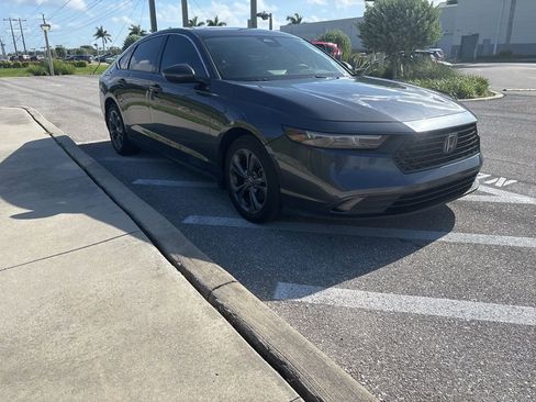 Used 2023 Honda Accord EX image 8