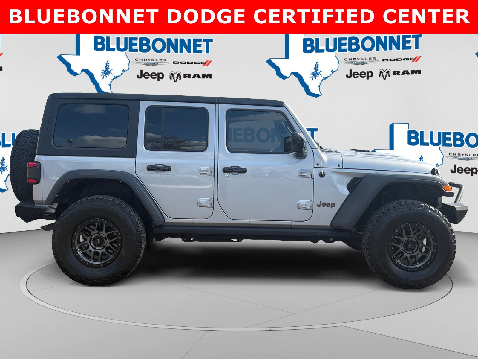 Used 2021 Jeep Wrangler Unlimited Rubicon AWD/4WD image 4