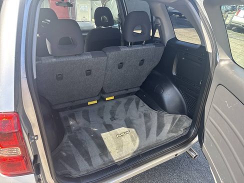 Used 2005 Toyota RAV4 4WD image 13