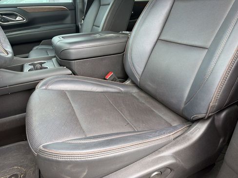 Used 2024 Chevrolet Suburban High Country w/ Premium Package AWD/4WD image 21