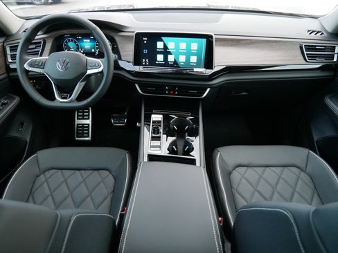 New 2026 Volkswagen Atlas SEL Premium R-Line image 10