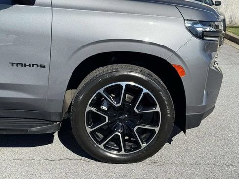 Used 2022 Chevrolet Tahoe RST w/ Luxury Package AWD/4WD image 8