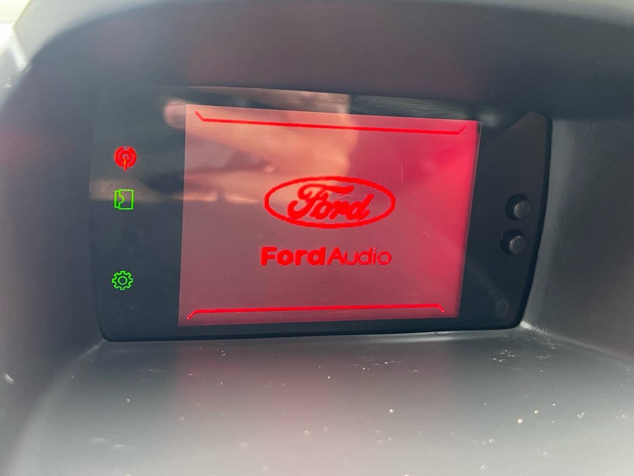 Used 2013 Ford Fiesta SE FWD image 35