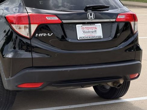 Used 2022 Honda HR-V EX image 6