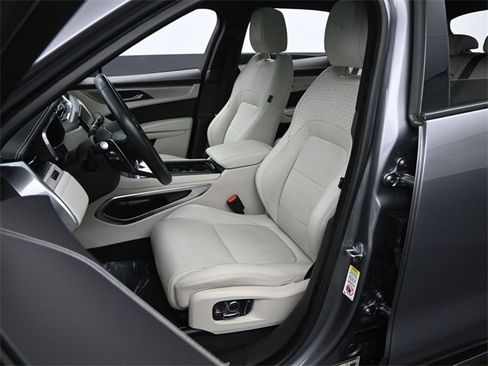 Used 2023 Jaguar F-PACE R-Dynamic S image 20