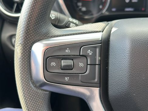 Used 2023 Chevrolet Blazer LT w/ Convenience Package FWD image 17