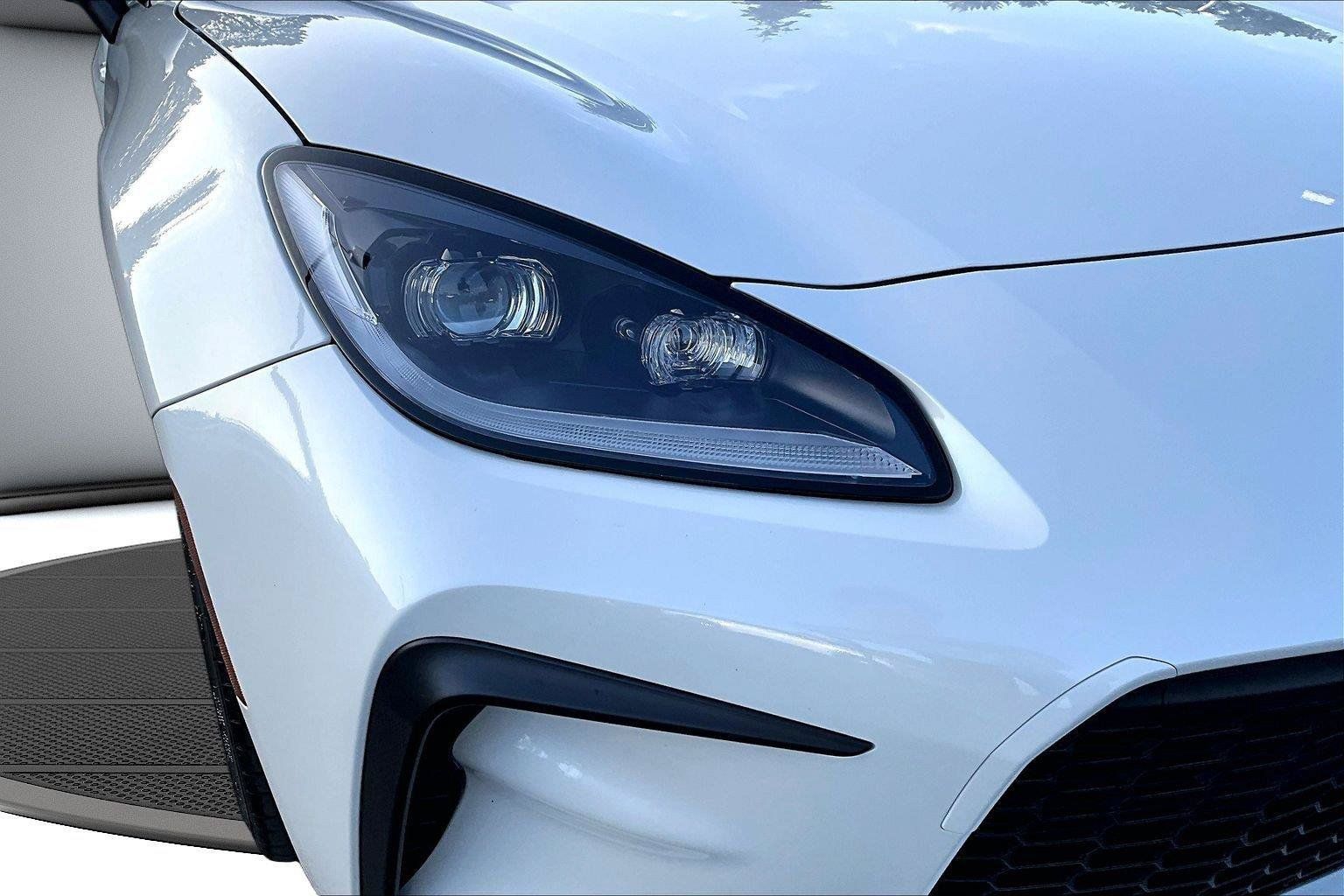 Used 2024 Toyota GR86 Premium w/ Performance Package RWD image 32