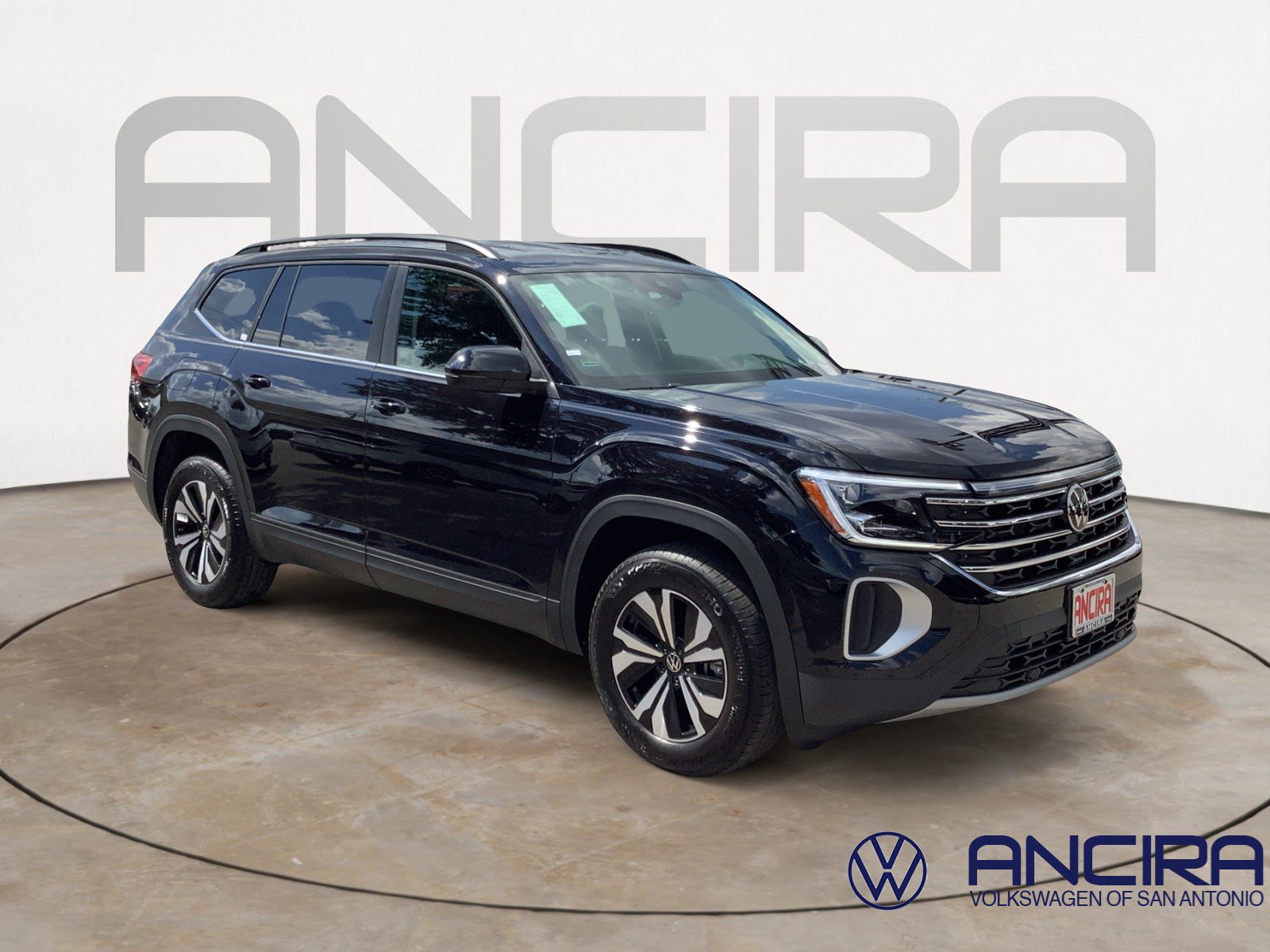 New 2026 Volkswagen Atlas SE FWD image 1