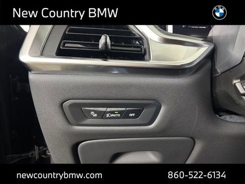 New 2026 BMW X6 xDrive40i w/ Executive Package image 13