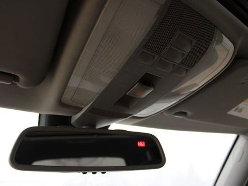 Used 2011 Mercedes-Benz GLK 350 4MATIC image 27