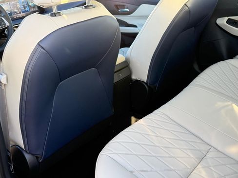 New 2026 Nissan Sentra SL w/ Floor Mat Package FWD image 24
