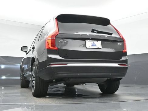 Used 2024 Volvo XC90 B5 Plus w/ Protection Package AWD/4WD image 15