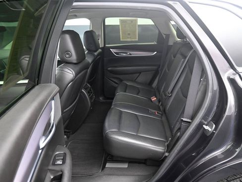 Used 2017 Cadillac XT5 Premium Luxury AWD/4WD image 10