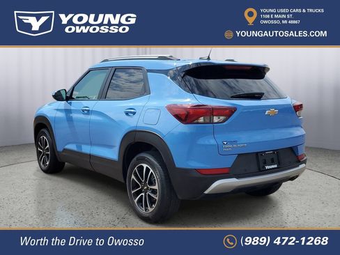 Used 2024 Chevrolet TrailBlazer LT w/ LT Cold Weather Package AWD/4WD image 4