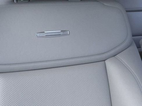 New 2026 Ford Expedition Max Platinum w/ Driver's Package image 16