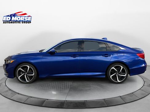 Used 2020 Honda Accord Sport image 2