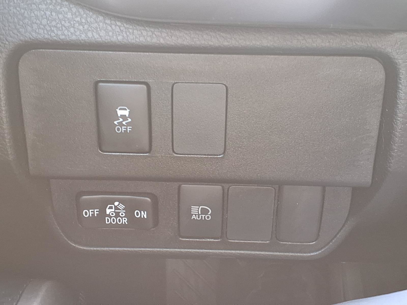 Used 2022 Toyota Tacoma SR5 w/ Technology Package RWD image 9