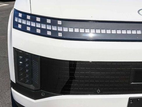 New 2026 Hyundai Ioniq 9 SE image 10