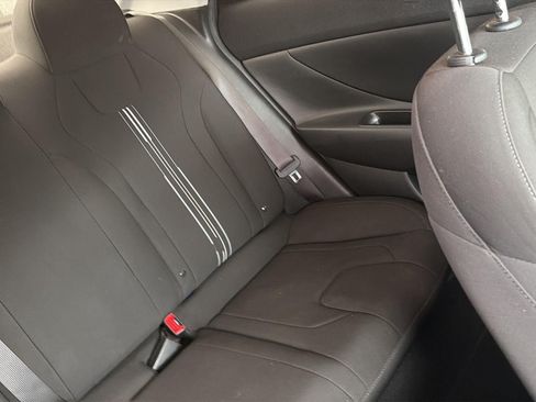 Used 2022 Hyundai Elantra SEL w/ Cargo Package FWD image 36