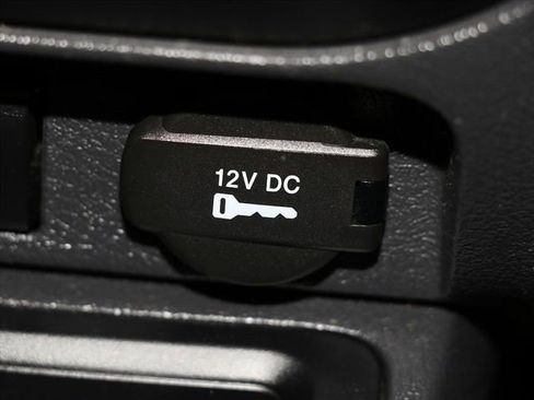 Used 2017 Jeep Patriot 75th Anniversary w/ Power Value Group image 28