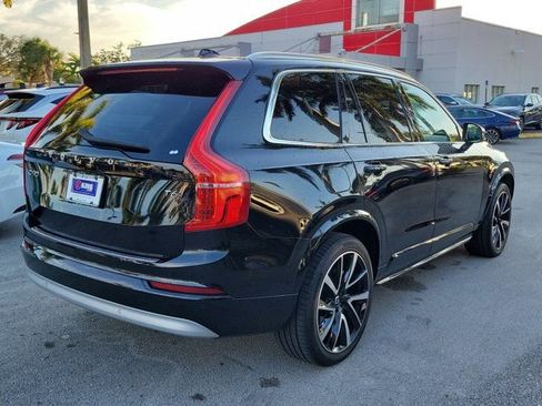 Used 2022 Volvo XC90 T6 Momentum w/ Protection Package Premier image 6