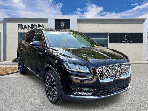 Used 2023 Lincoln Nautilus Black Label w/ Class II Trailer Tow Package AWD/4WD image 2