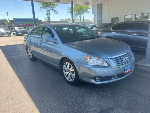 Used 2008 Toyota Avalon Touring FWD image 2