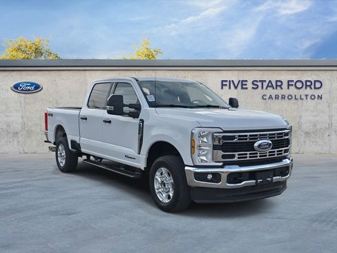 Certified 2025 Ford F250 XLT image 1