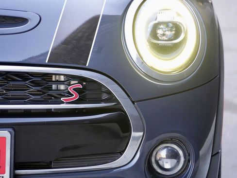 Used 2020 MINI Cooper S image 4