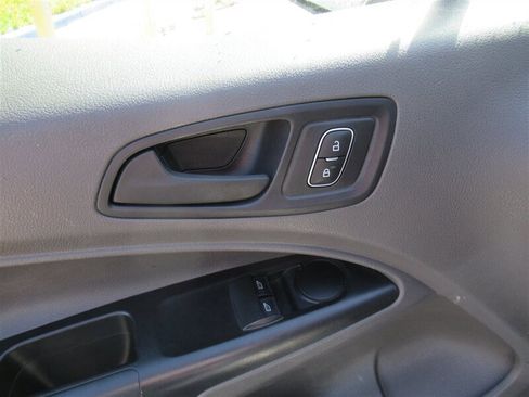 Used 2022 Ford Transit Connect XL image 16