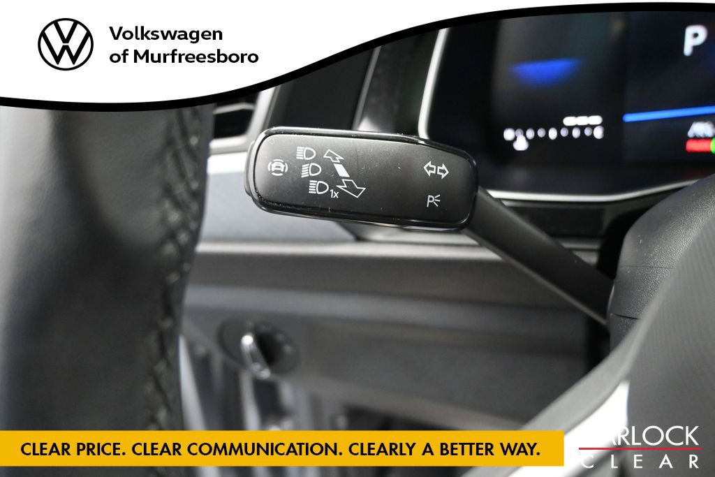 Used 2024 Volkswagen Jetta SE w/ Panoramic Sunroof Package FWD image 20