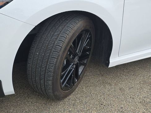 Used 2026 Toyota Camry SE w/ Convenience Package image 32