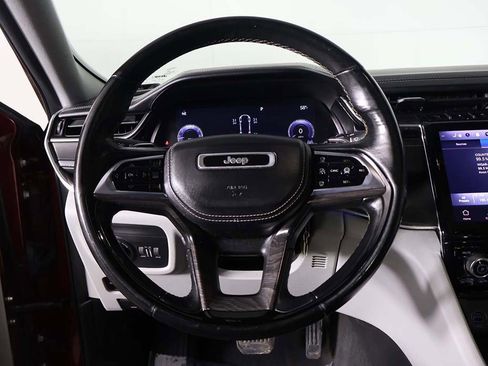 Used 2022 Jeep Grand Cherokee L Overland w/ Advanced Protech Group III image 48